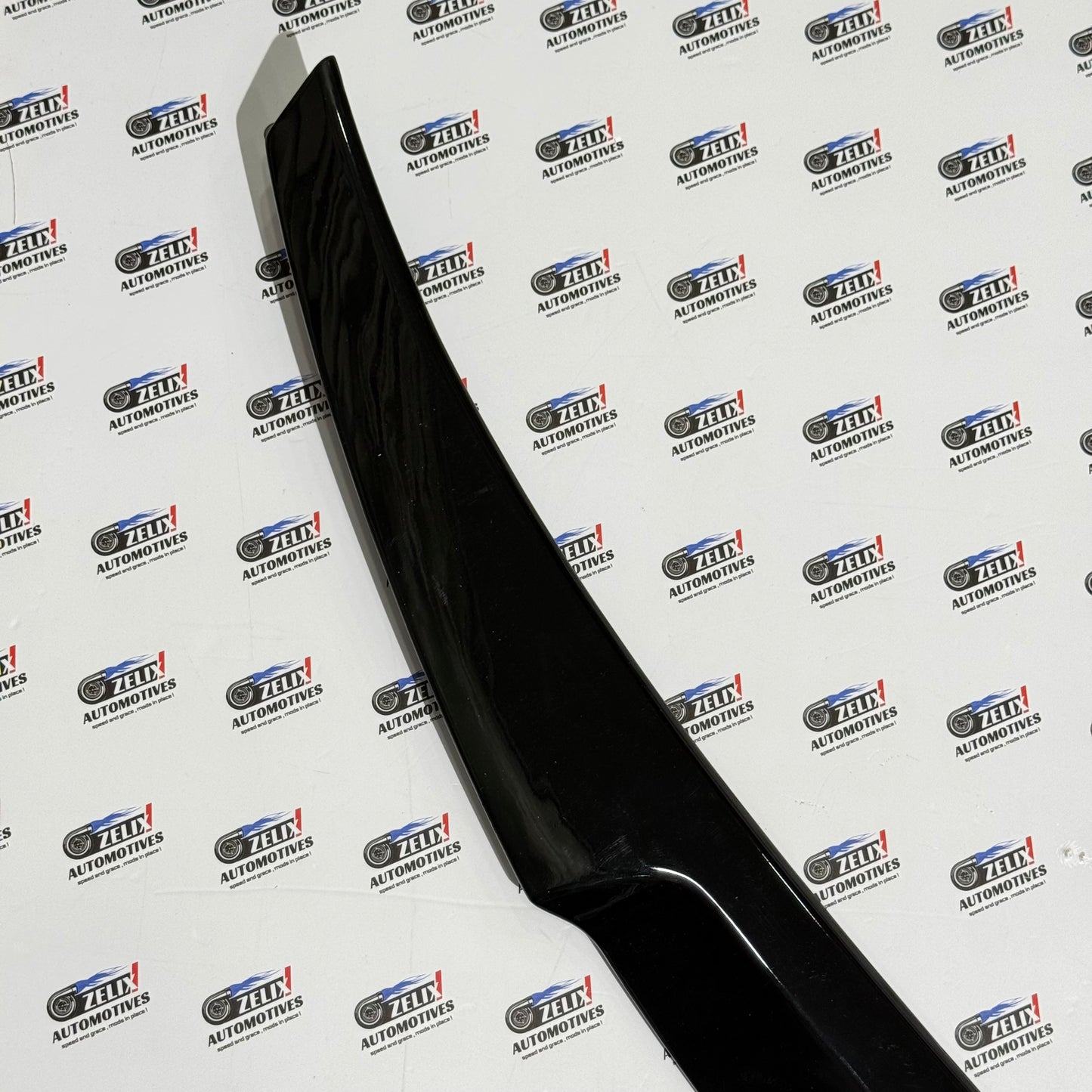 M4-Style Rear Spoiler Compatible With BMW G30 5-Series