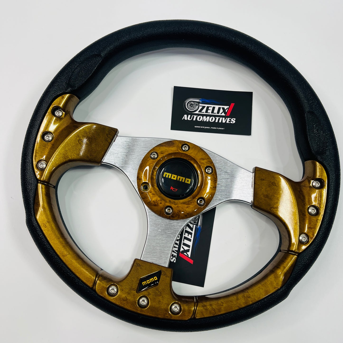 MOMO 12 Inch Round Universal Steering Wheel