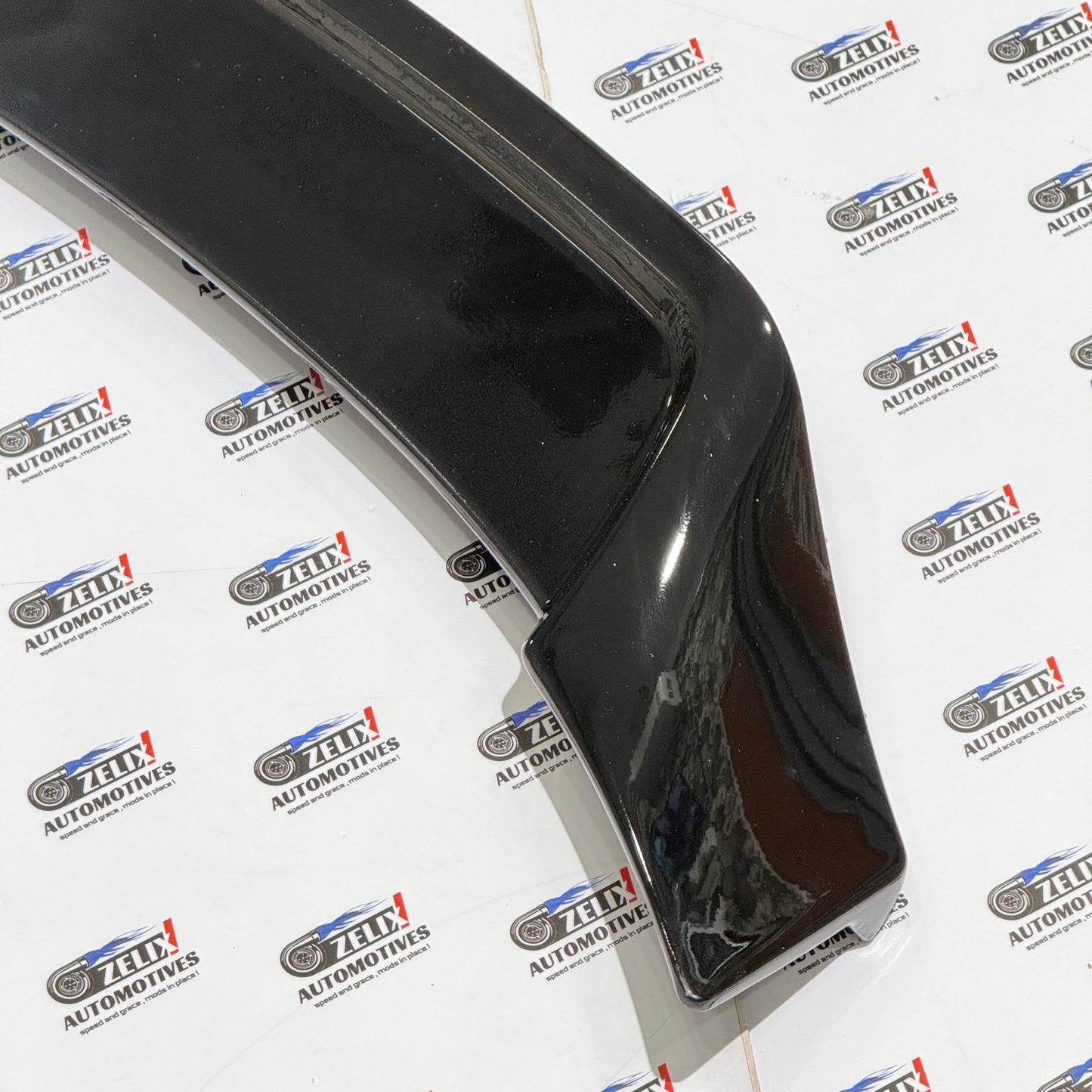 Hyundai Verna Duck Tail-Style Rear Spoiler | Compatible with 2017+