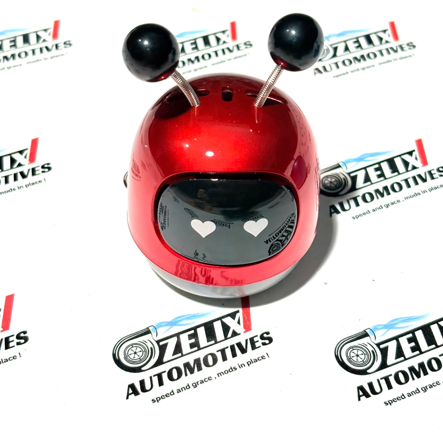 ROBOT FRAGRANCE BOBBLE-HEAD DASHBOARD ACCESSORY | CAR AIR FRESHENER