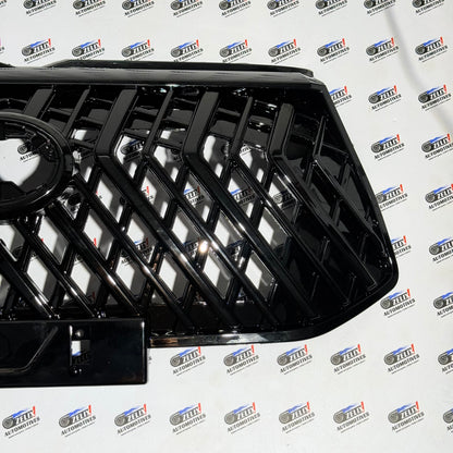 Toyota Innova Crysta Type 1 & Type 2 Lexus Style Front Grille | Aftermarket Glossy Black Finish
