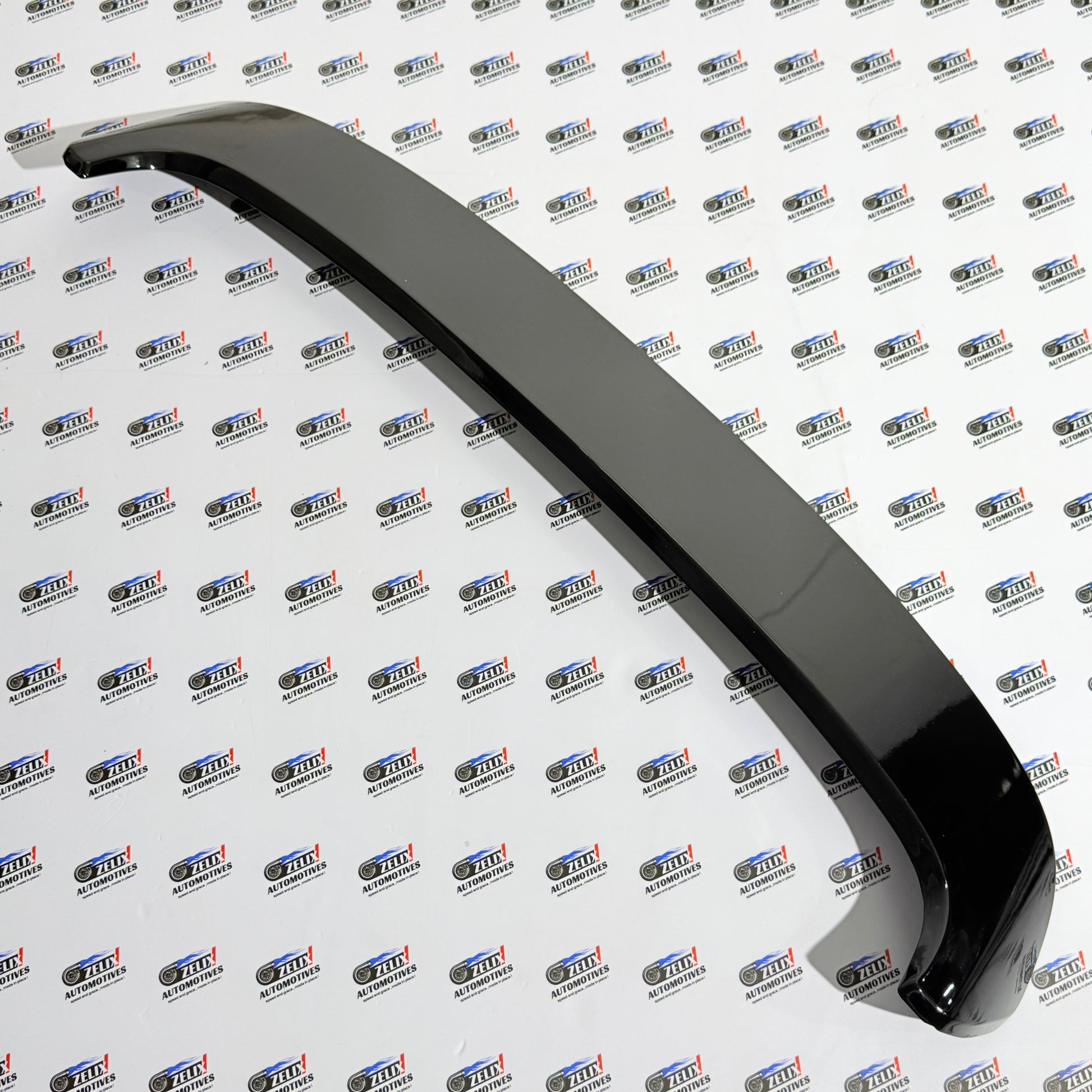 polo Spoiler in Black 