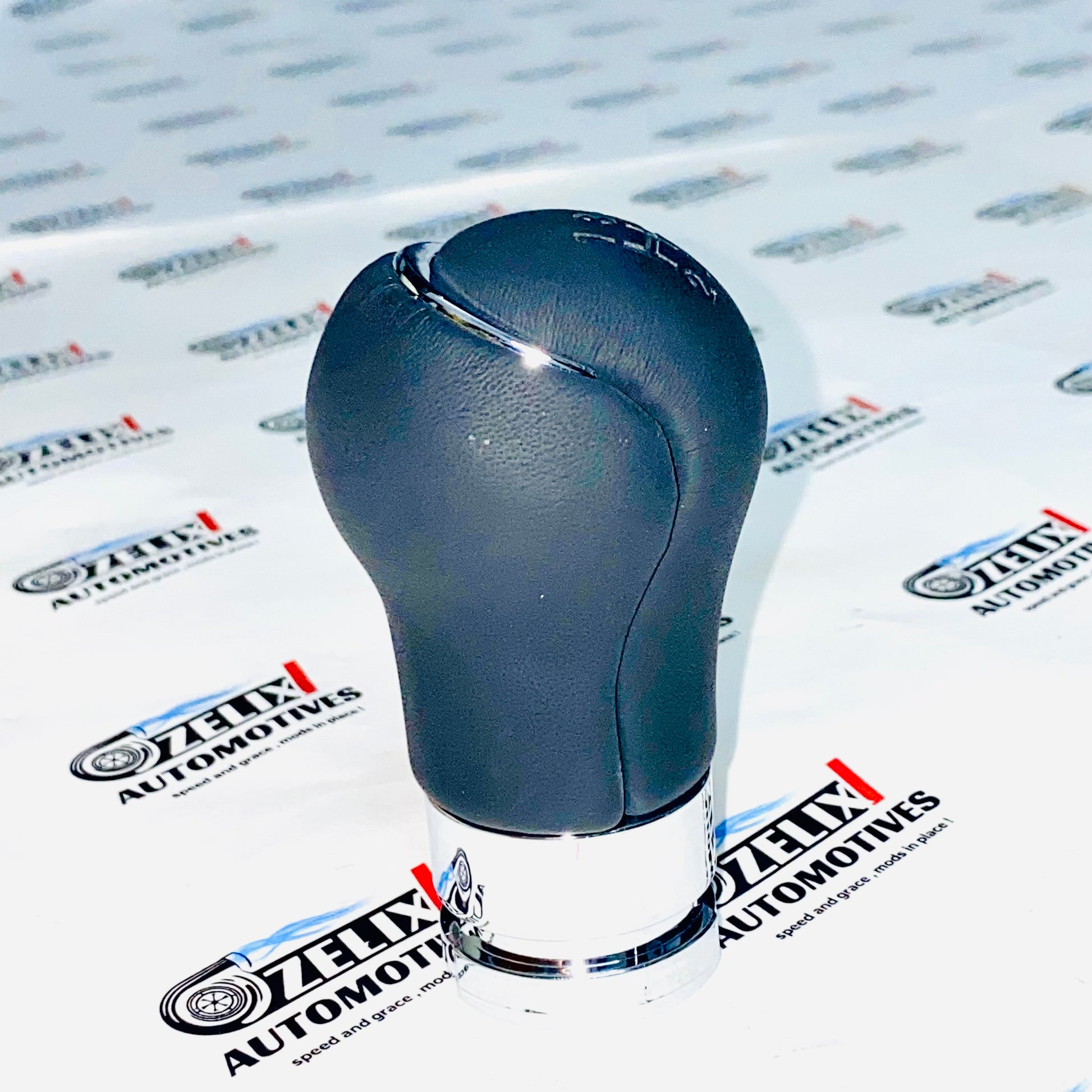 Leather Gear Shift Knob  for Toyota Innova Crysta