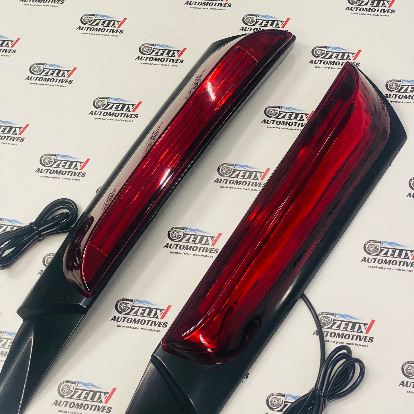 smoke finish pillar lights for  Fortuner SUV 