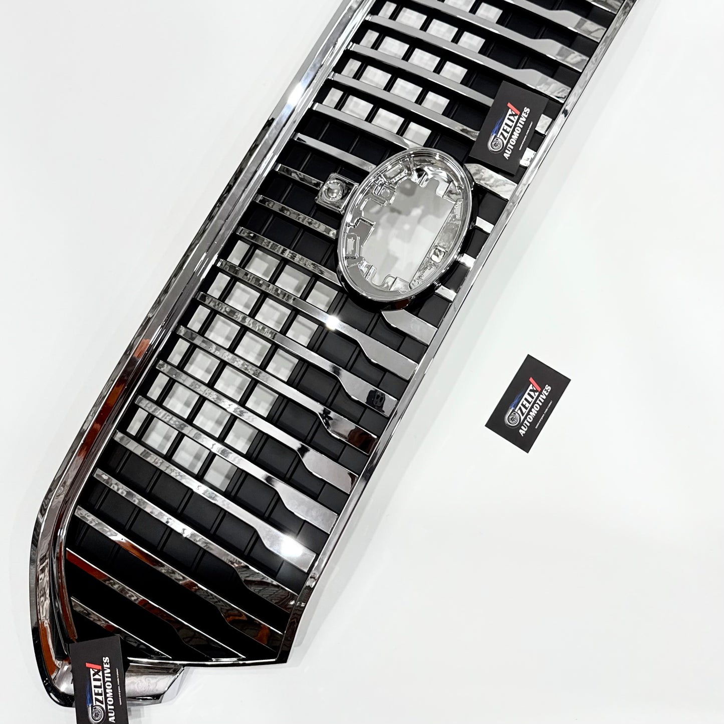 Hycross Maybach Grill