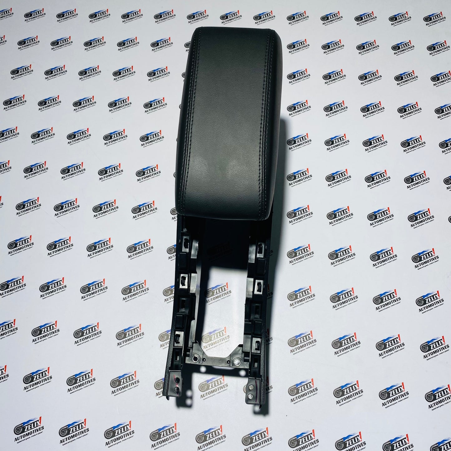 Maruti Suzuki Baleno (2022+) Arm Rest | Nexa Genuine Spare Part