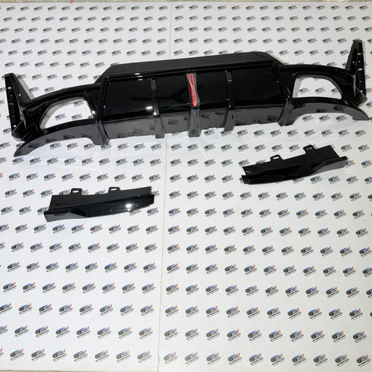 Rear Diffuser With Canards For BMW 3-Series G20 LCI