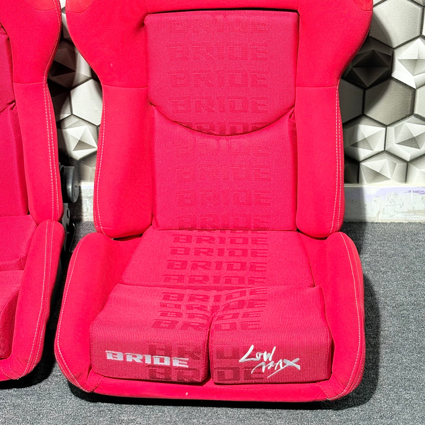 Bride illest Low Max Edition Racing Bucket Seats | Premium Sporty Red color Finish