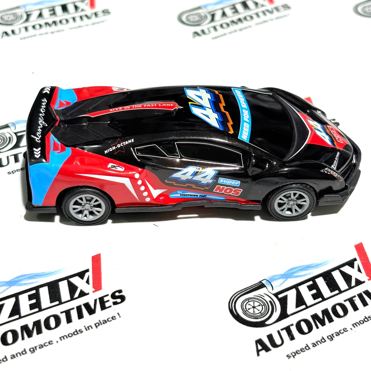 Sports Car Moving Dashboard Accessory | Multiple Colour Options