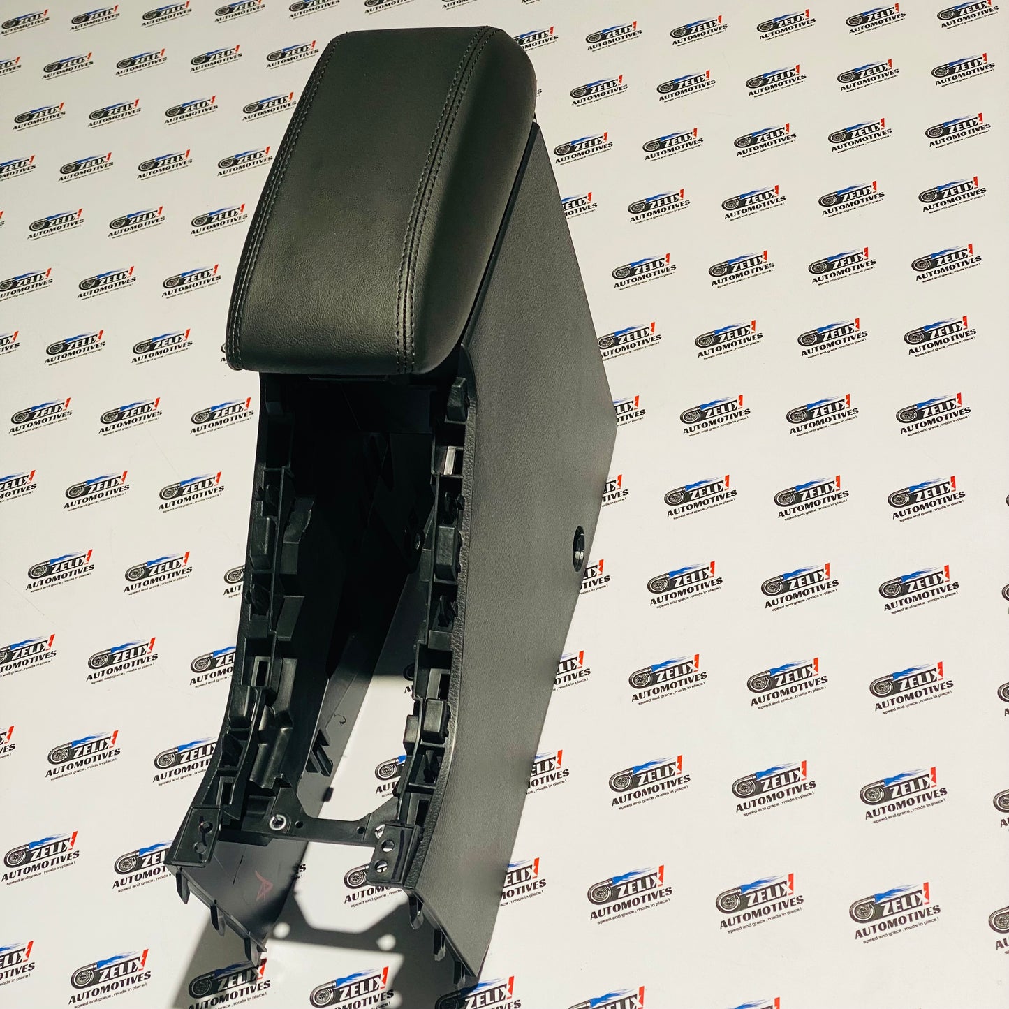 Maruti Suzuki Baleno (2022+) Arm Rest | Nexa Genuine Spare Part