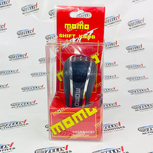 High-quality MOMO 5-Speed gear knob in black grip
