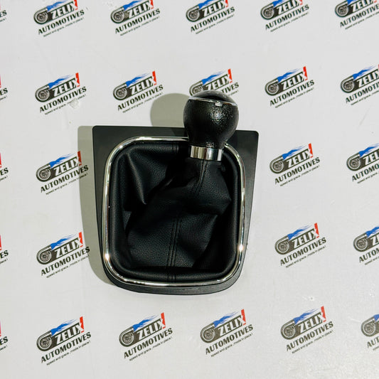 VW Jetta 6-Speed Gear Knob OEM-Style | Replacement Gear Knob