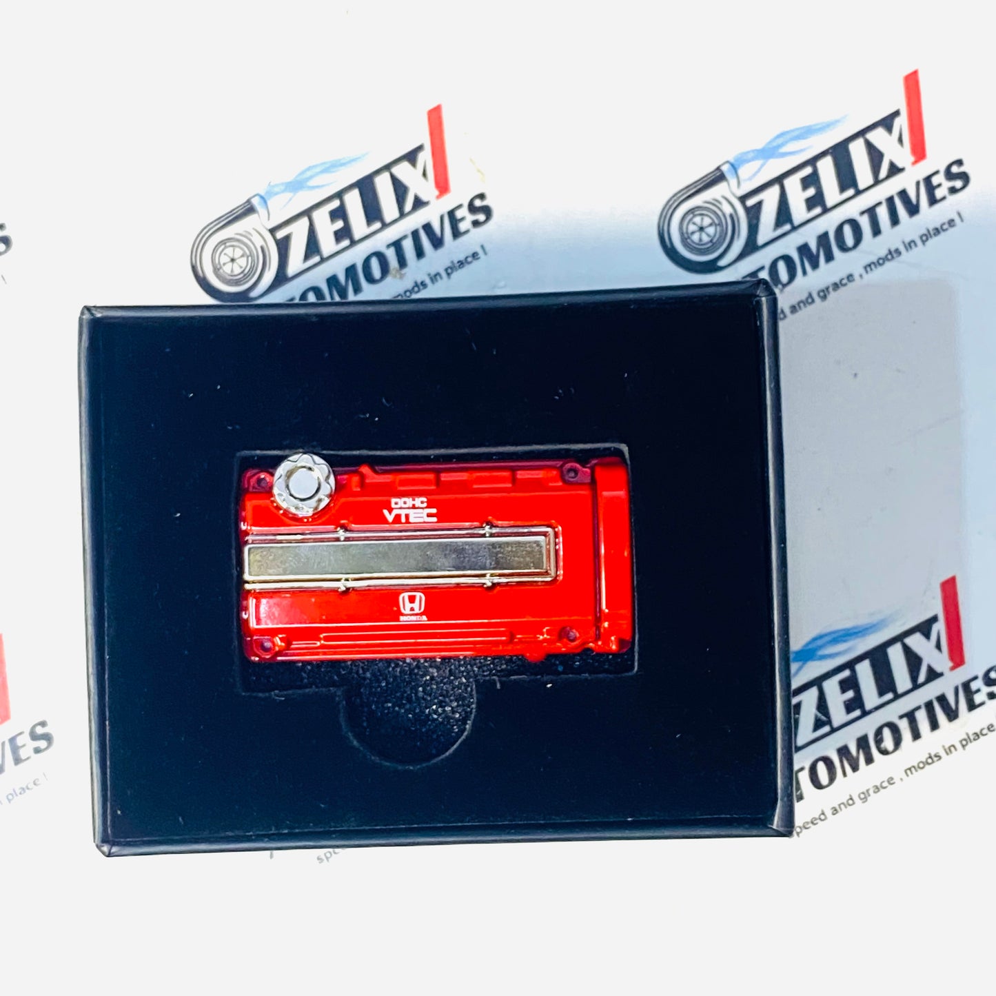 Engine Cover Style Magnetic AC Vent Perfume