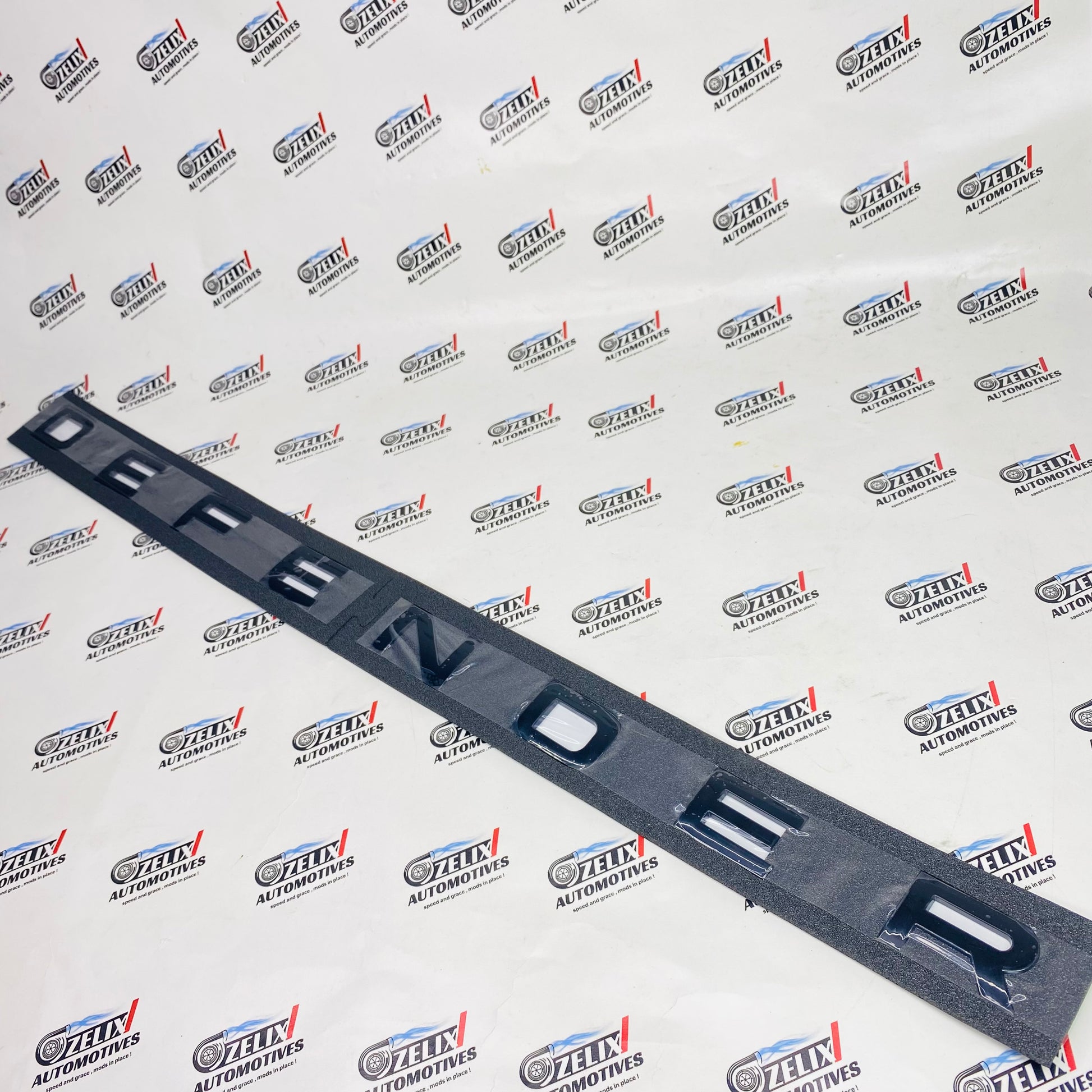 3D car emblem badges for Defender 