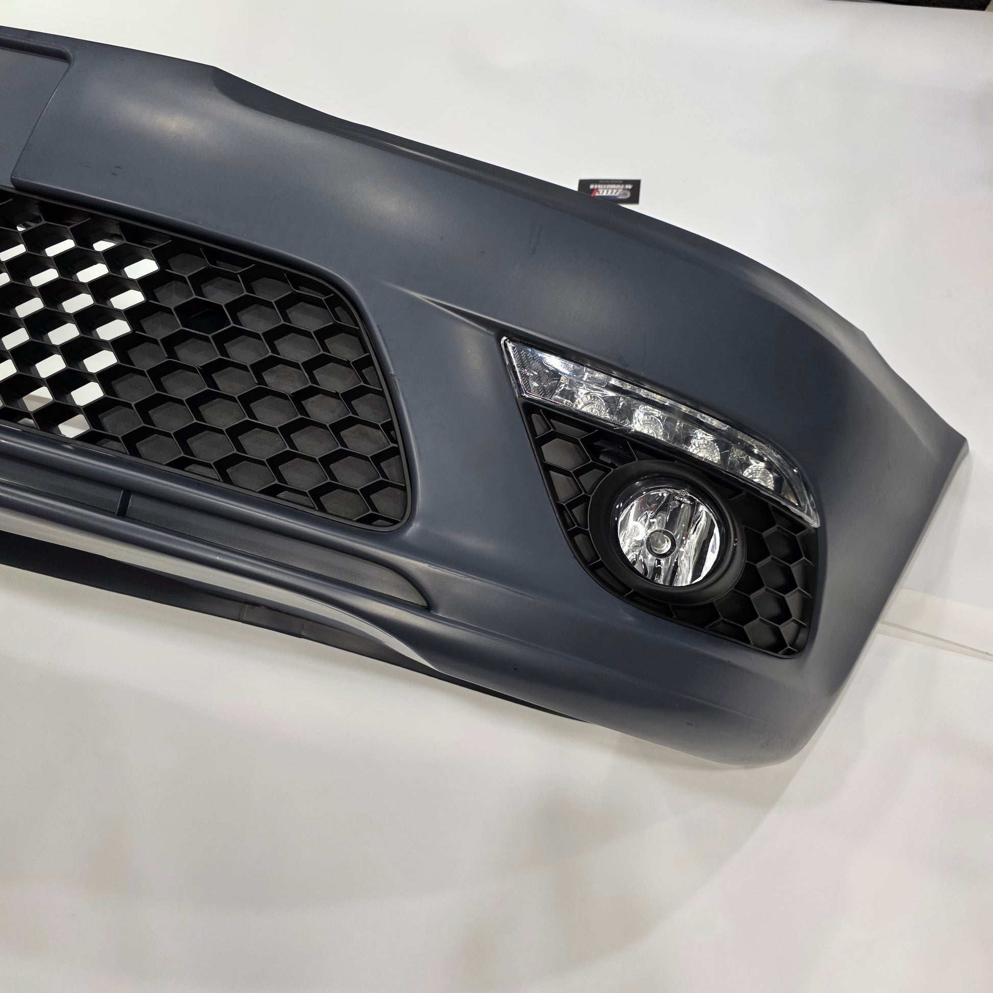 Laura VRS Bumper | Universal Aftermarket Front Bumper.