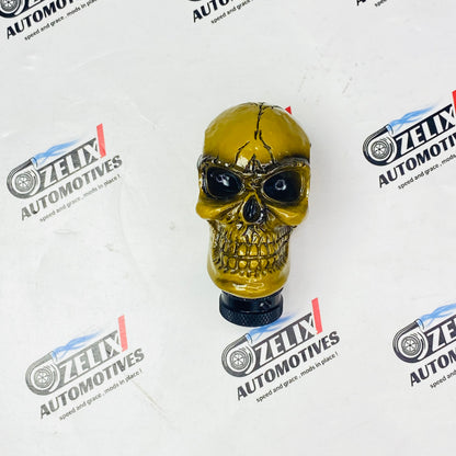 cracked golden skull design