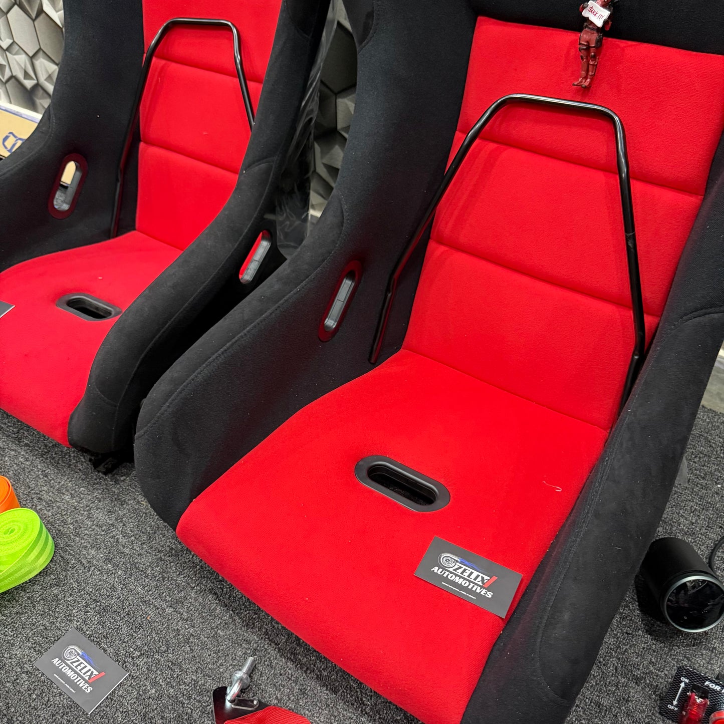 Mugen racing bucket seat in Red color 