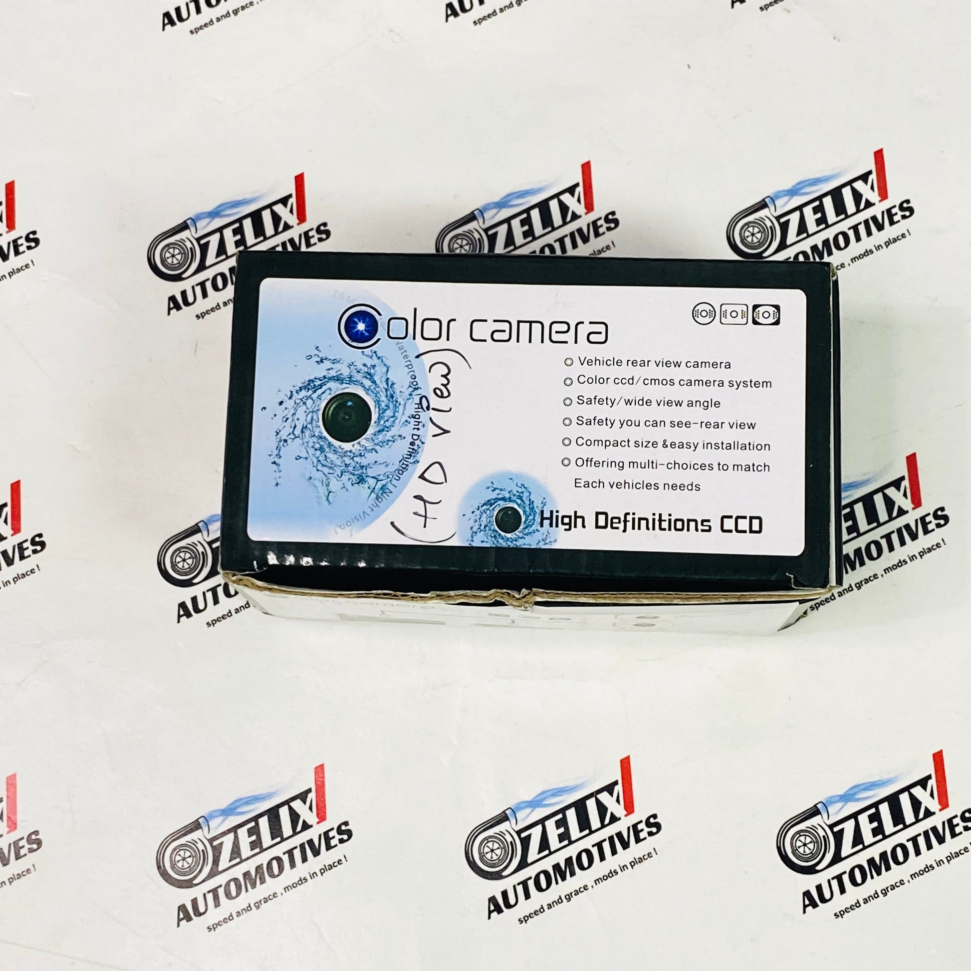 Car rear view camera with HD display and night vision 