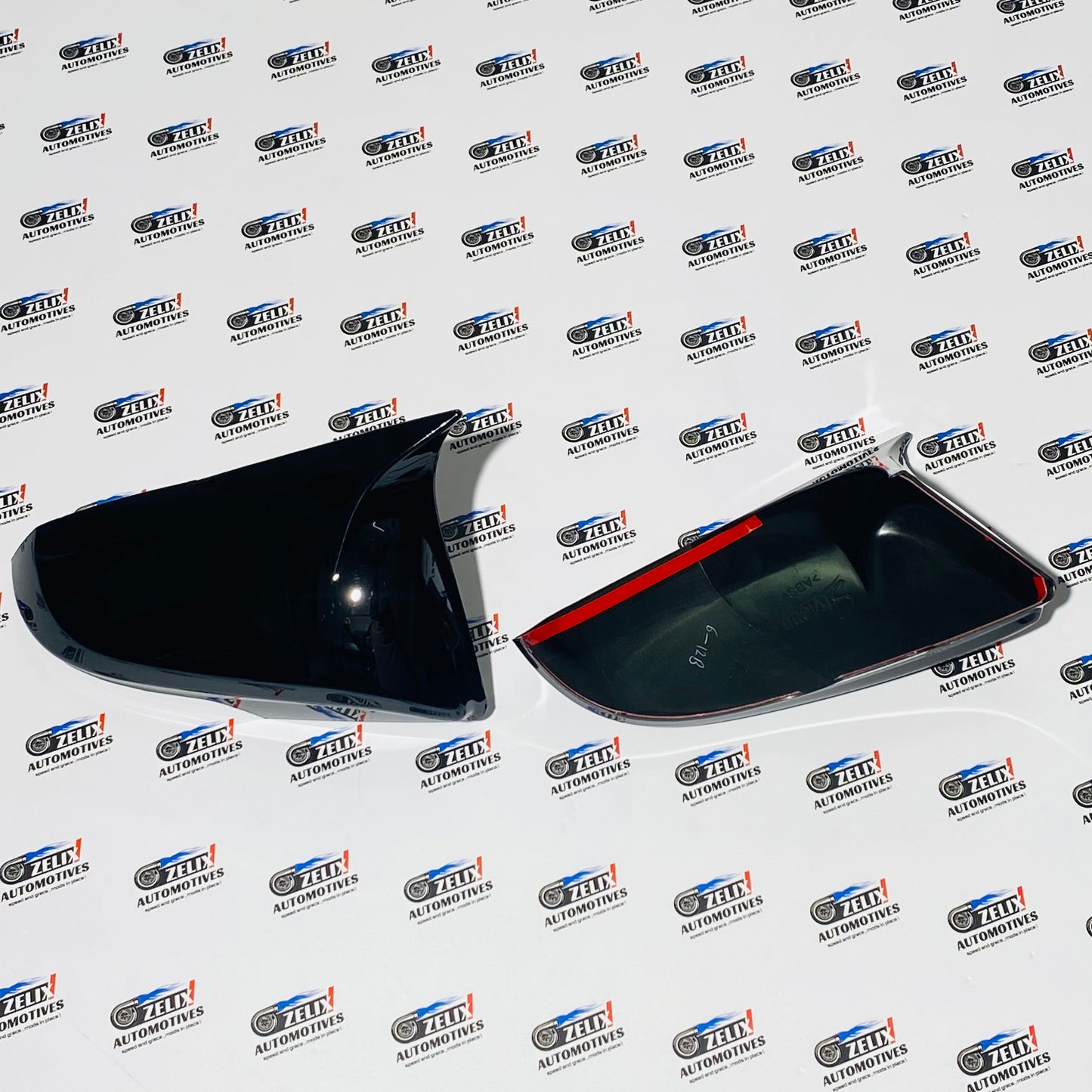 Toyota Fortuner Mirror Caps (2016+) – Black & Carbon Fiber Pair