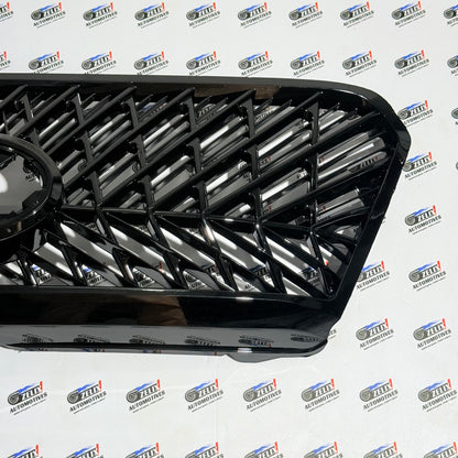 Toyota Innova Crysta Type 1 & Type 2 Lexus Style Front Grille | Aftermarket Glossy Black Finish