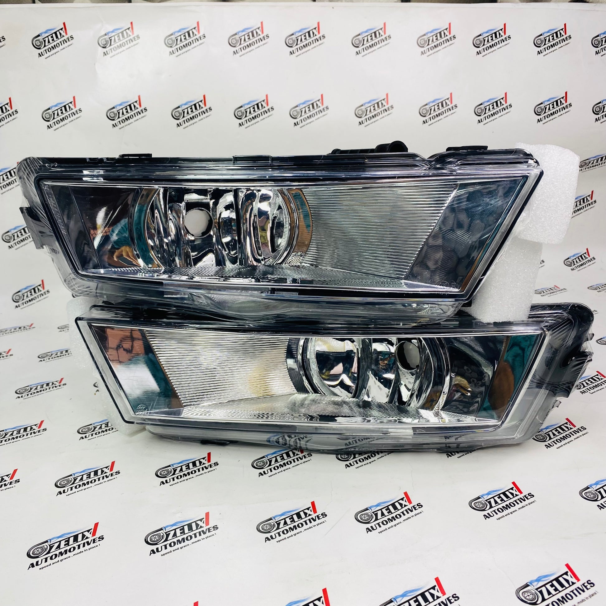 Premium  chrome fog lights for Skoda Rapid T-2/3 models