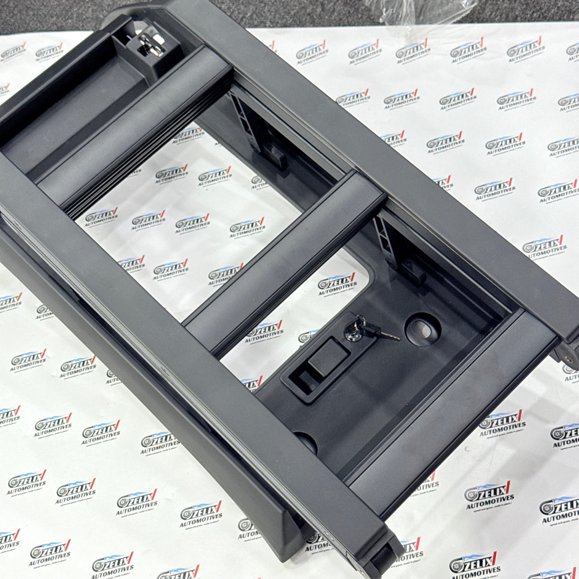 Thar ROXX Side Box And Ladder | Universal Aftermarket Off-Road Utility Kit.