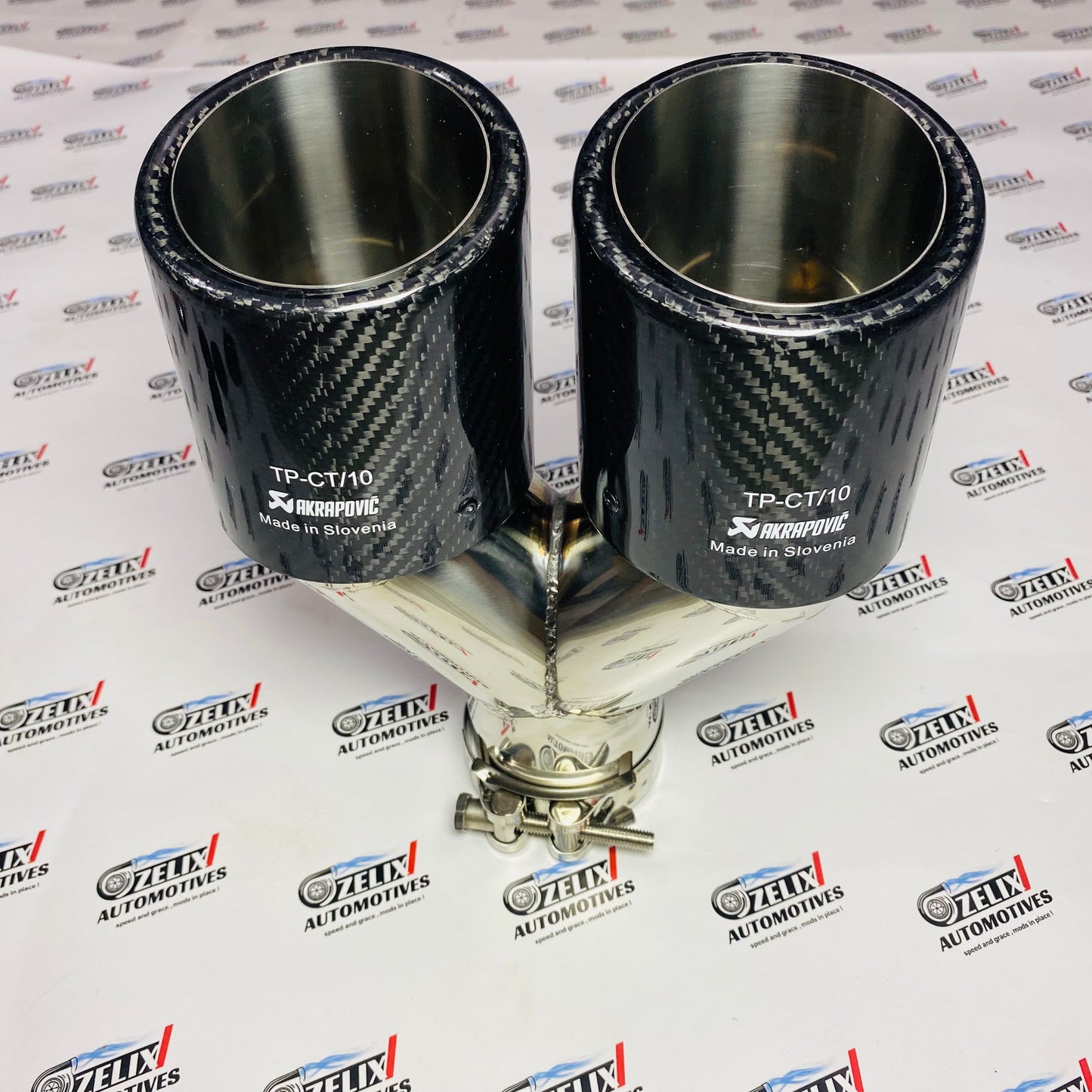 Akrapovic Style Dual Exhaust Tip –|Glossy Carbon Fiber Finish (Universal Fit) (74-79mm)