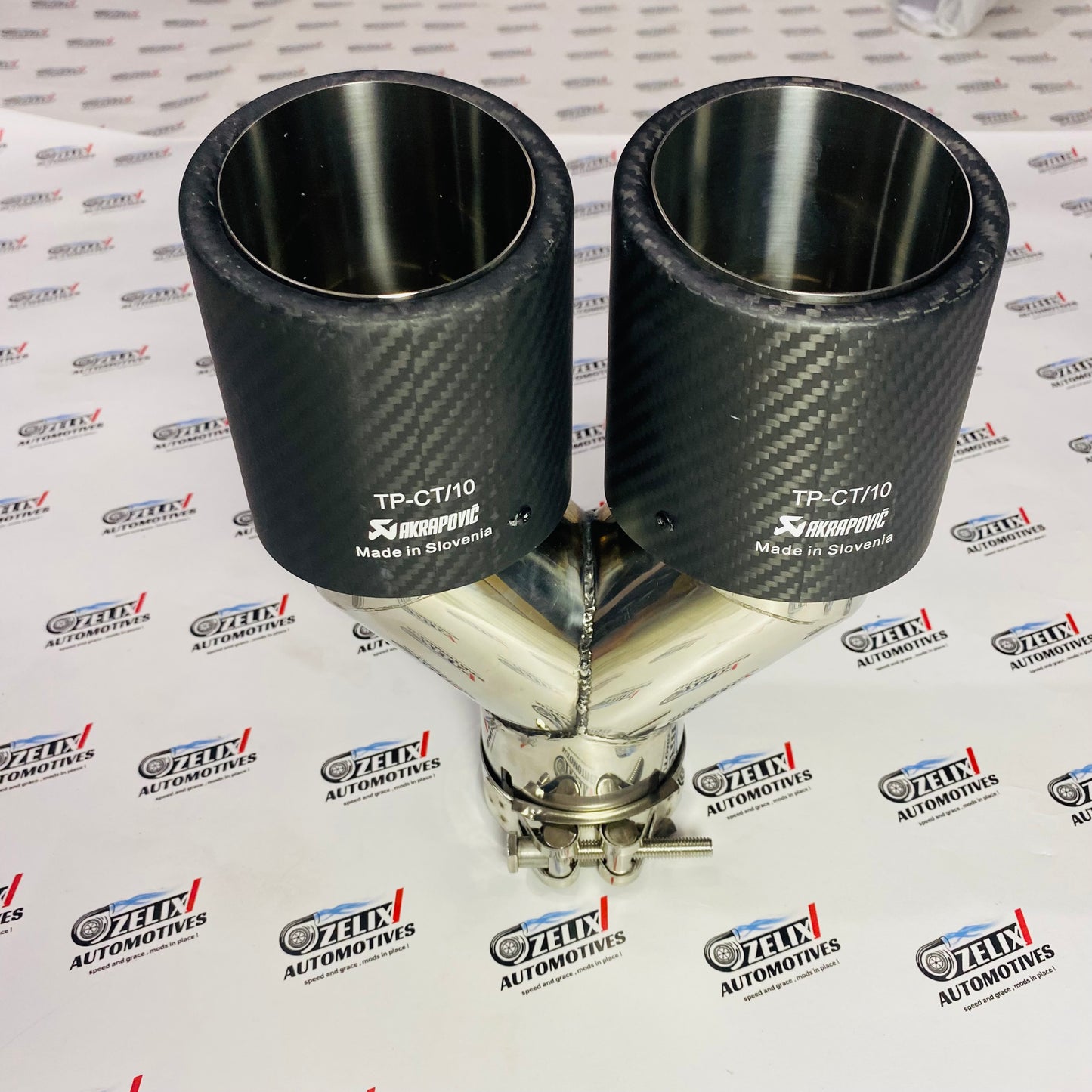 Akrapovic Style Dual Exhaust Tip –|Glossy Carbon Fiber Finish (Universal Fit) (74-79mm)