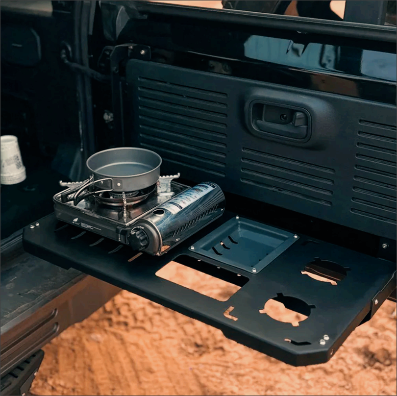 Thar Roxx – Bimbra Tailgate Tray | Heavy-Duty Foldable Metal Utility Table