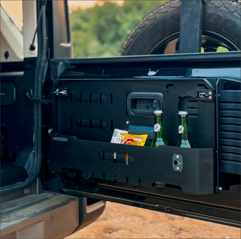 Thar Roxx – Bimbra Tailgate Tray | Heavy-Duty Foldable Metal Utility Table