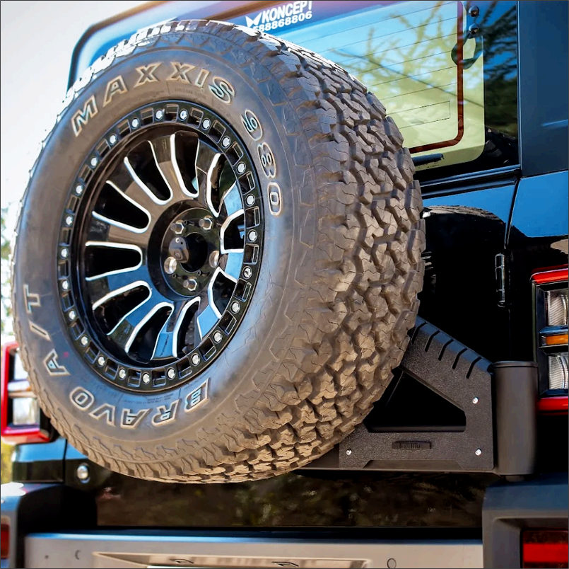 Thar Roxx | Heavy-Duty Tyre Carrier