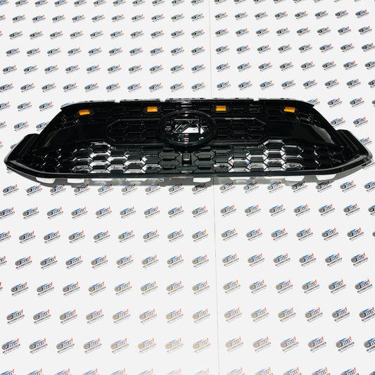 Toyota Hycross Front Grille with Integrated LED Grille Lights | Premium  Stylish Upgrade