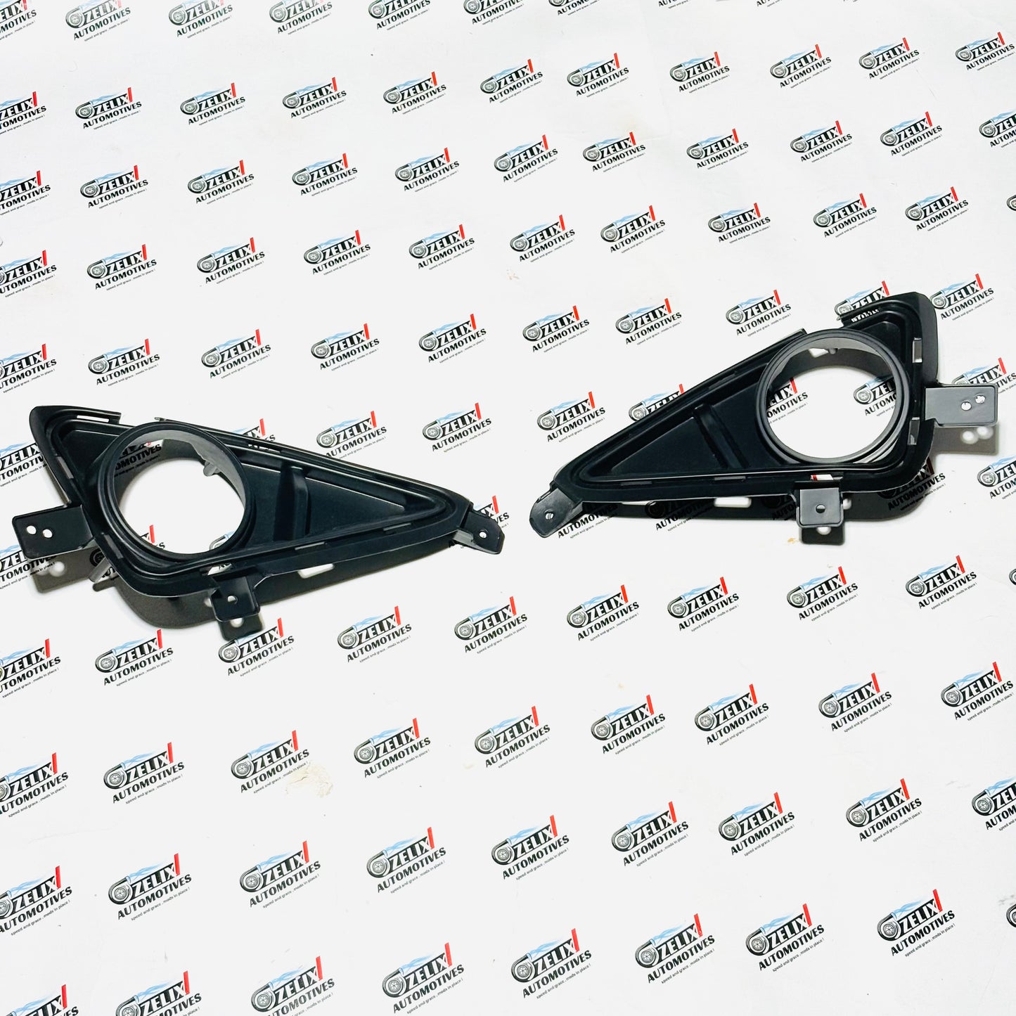 i20 2024 Projector Bracket (Set) | Aftermarket Headlight Mounting Brackets