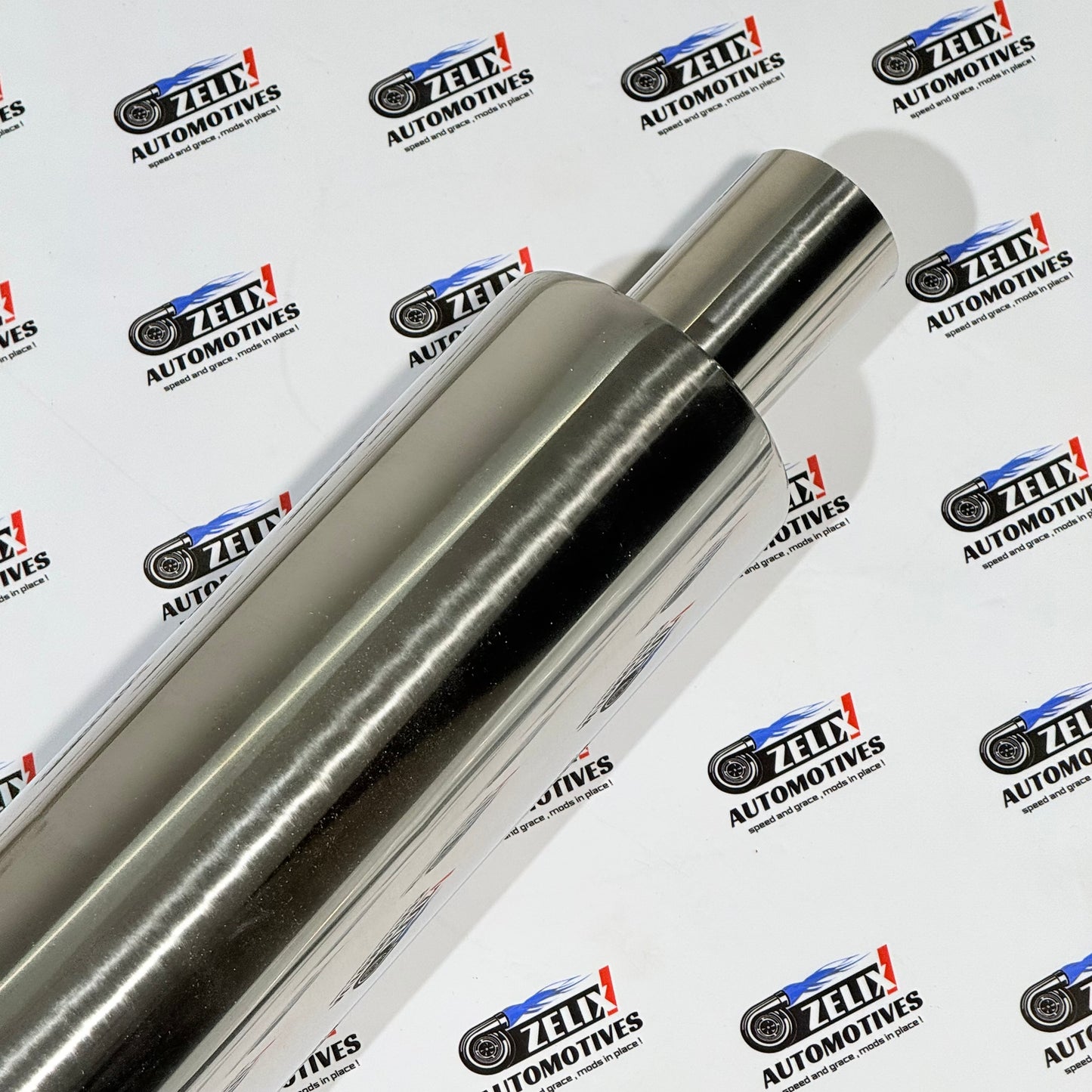 Akrapovic Free Flow Single Tip Exhaust End Can | Premium Glossy Carbon Fiber finish tip