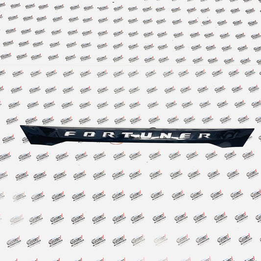 Toyota Fortuner T2 Rear Trunk LED Light Bar | Available in (Chrome/Black)