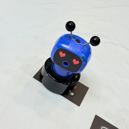 Robot-style car dashboard perfume Blue