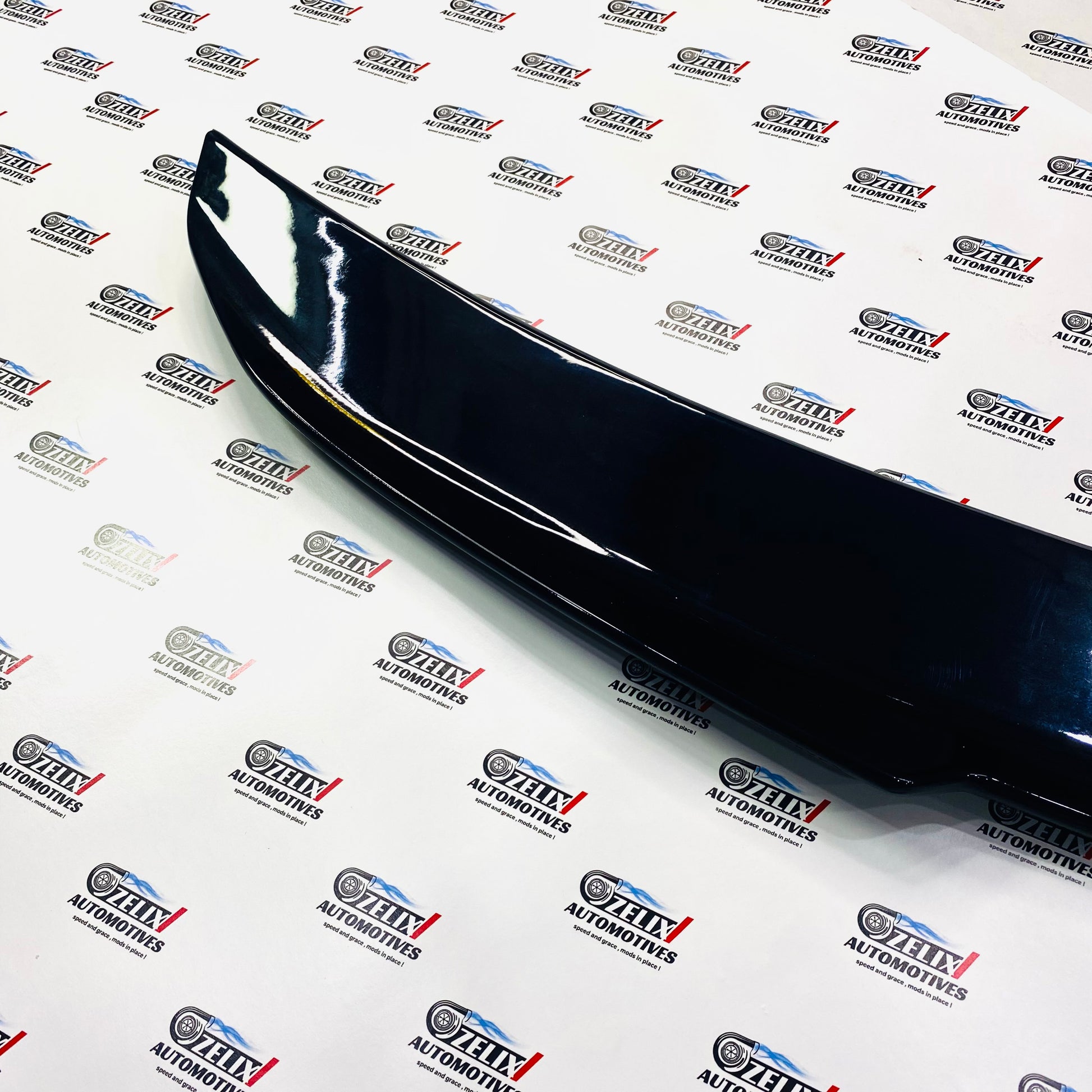 PSM style rear lip spoiler for BMW 5 Series in Glossy black 
