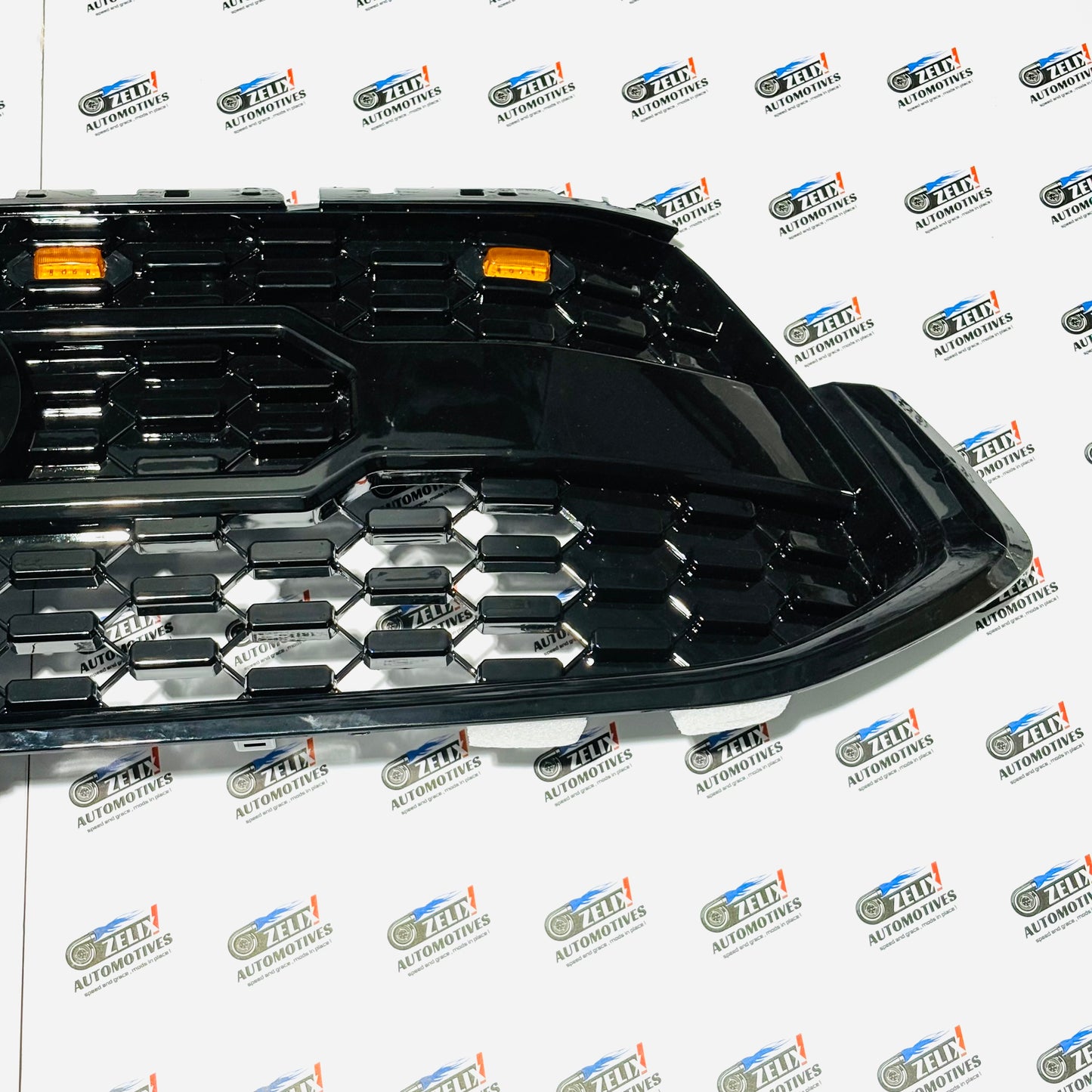 Toyota Hycross Front Grille with Integrated LED Grille Lights | Premium  Stylish Upgrade