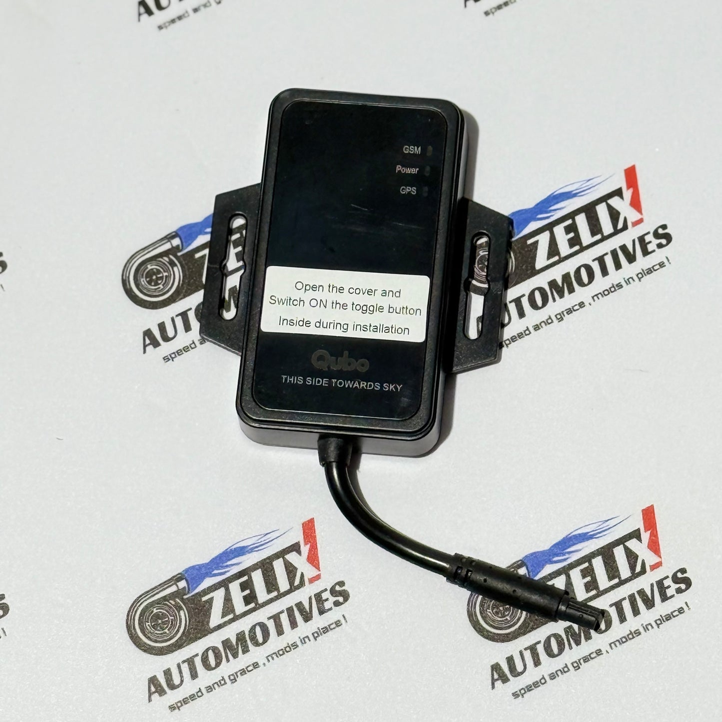 Qubo Car GPS Tracker | Real-Time Vehicle Tracking 24×7 | Equipped With Smart Features