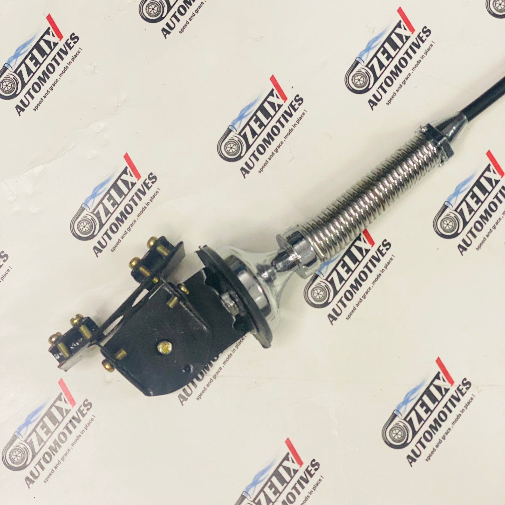 car antenna with flexible design 