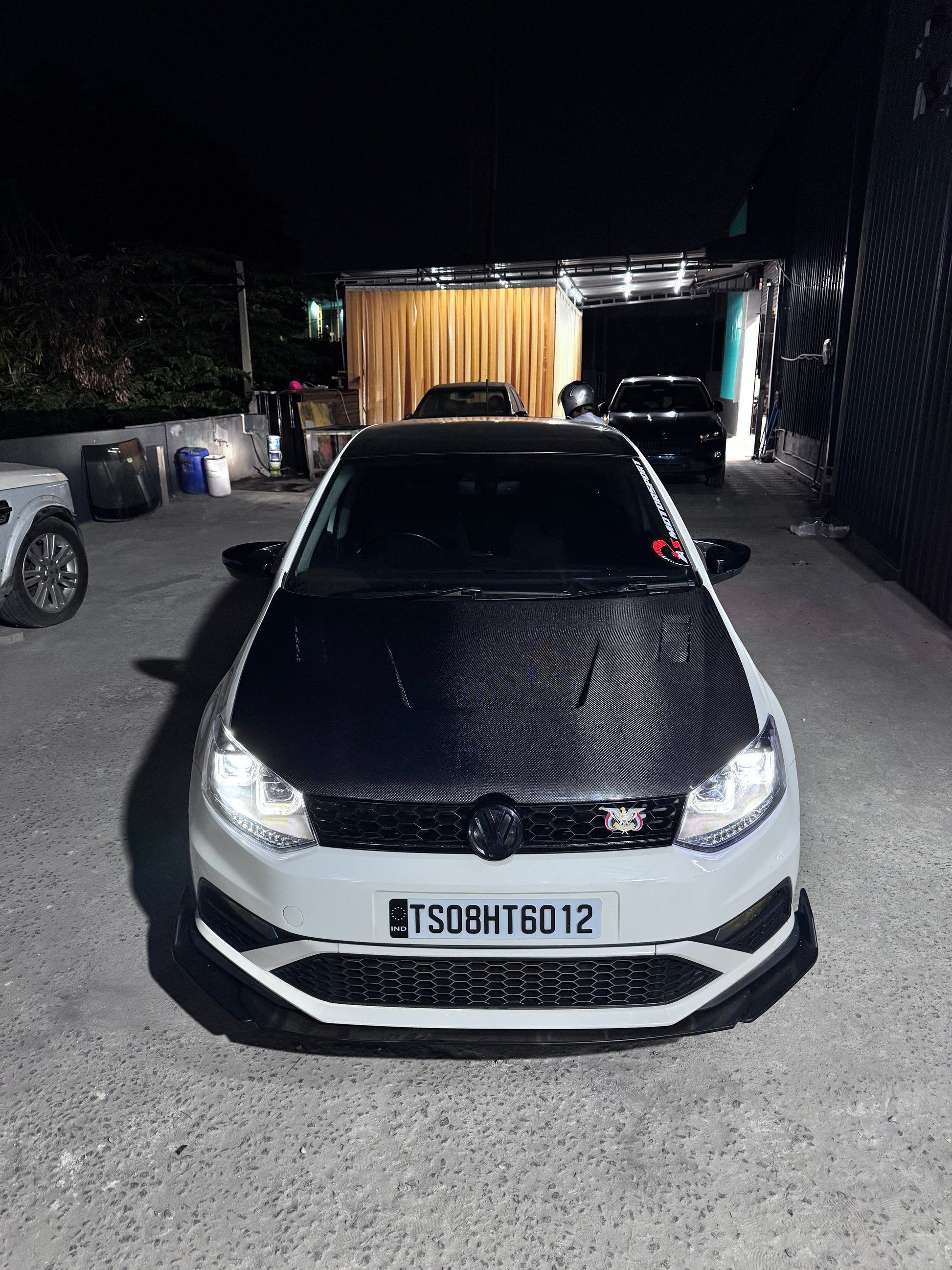 Polo Carbon Fiber Alpha Hood Aftermarket - Main Image
