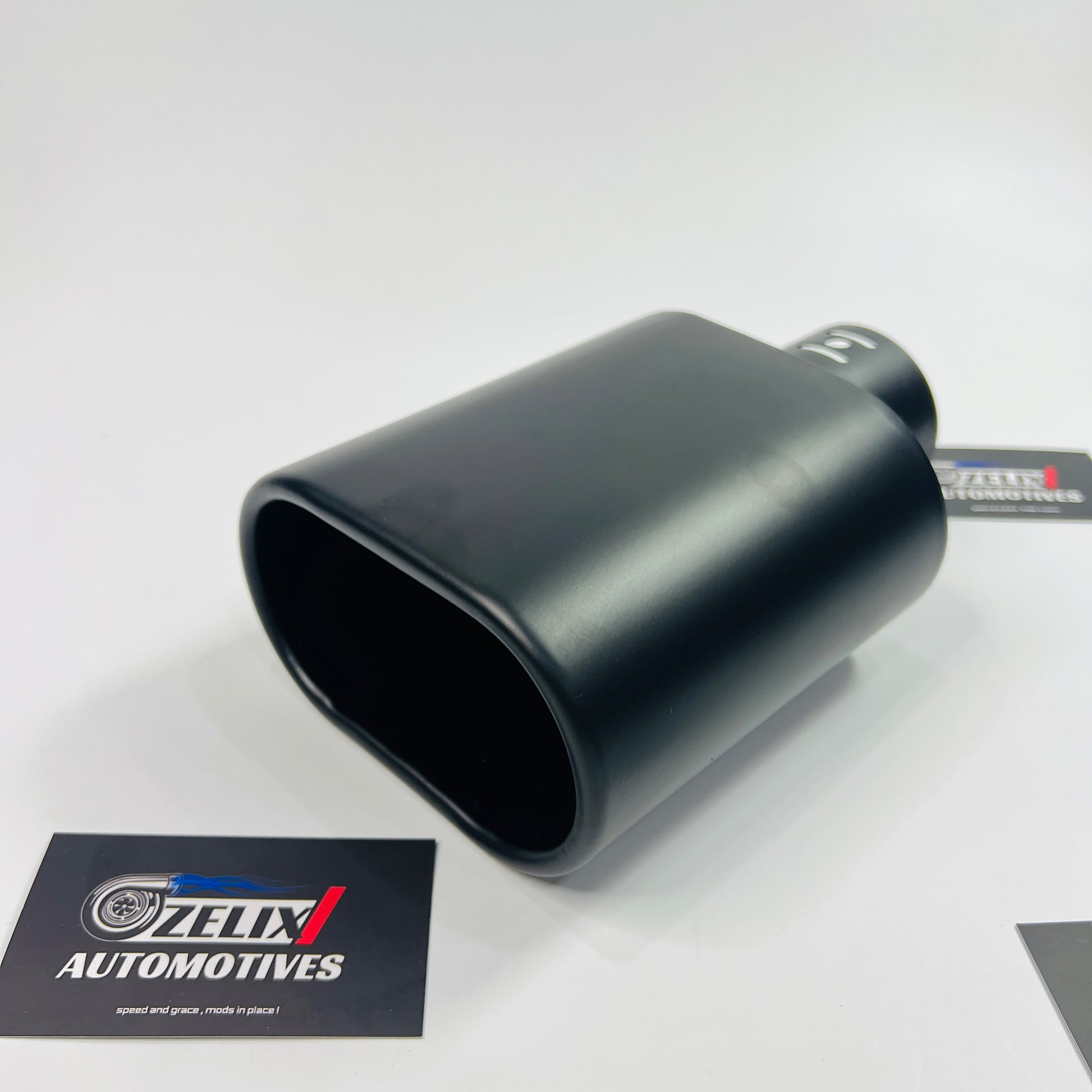 Side perspective showcasing the sleek contour and matte finish of the oval tip