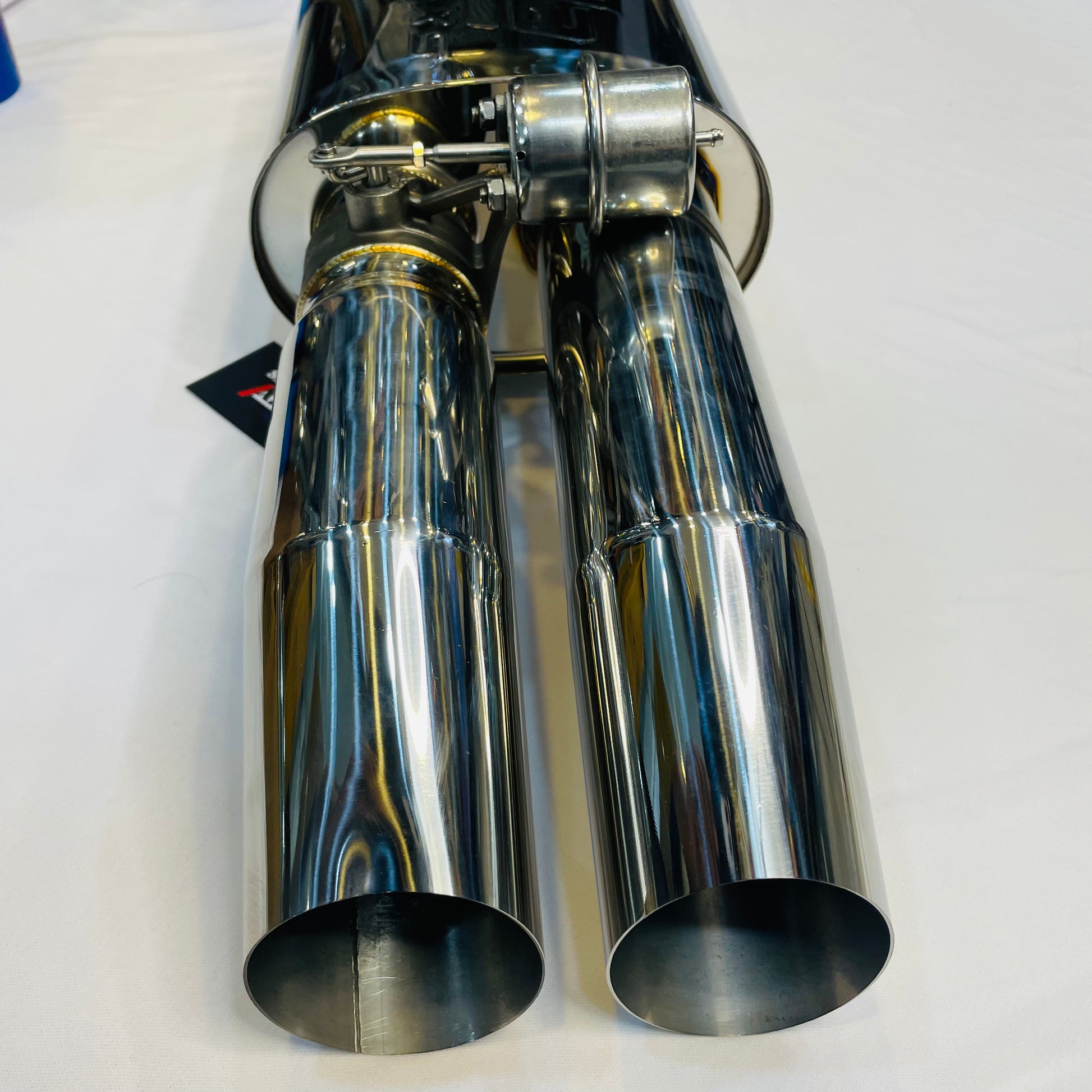 Close-up of Valvetronic valve mechanism on Borla Spit Fire exhaust