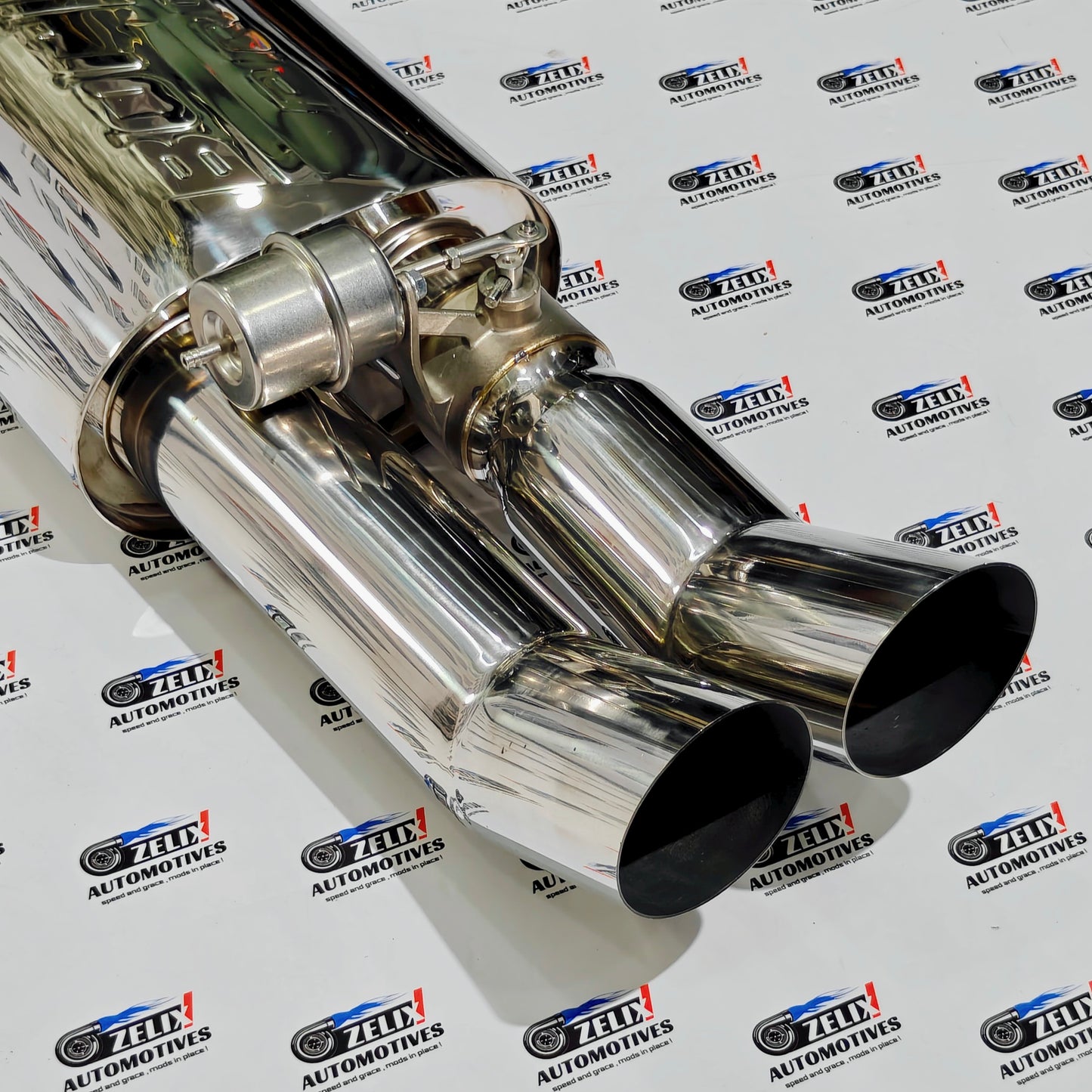 Borla Dual Tip Spitfire Valvetronic Exhaust