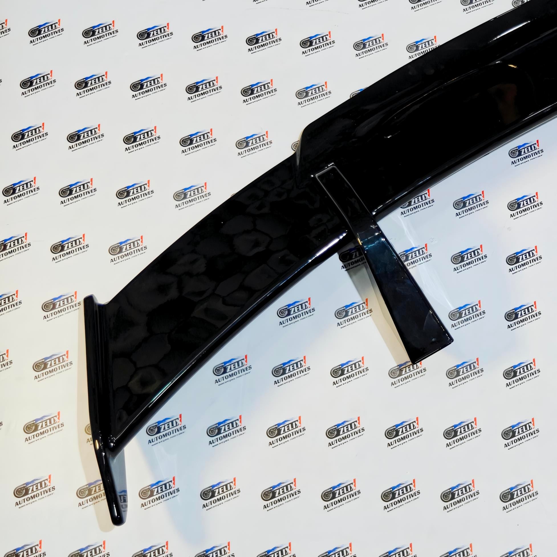 Universal Sedan GT-Style Rear Spoiler Wing | Gloss Black & Carbon