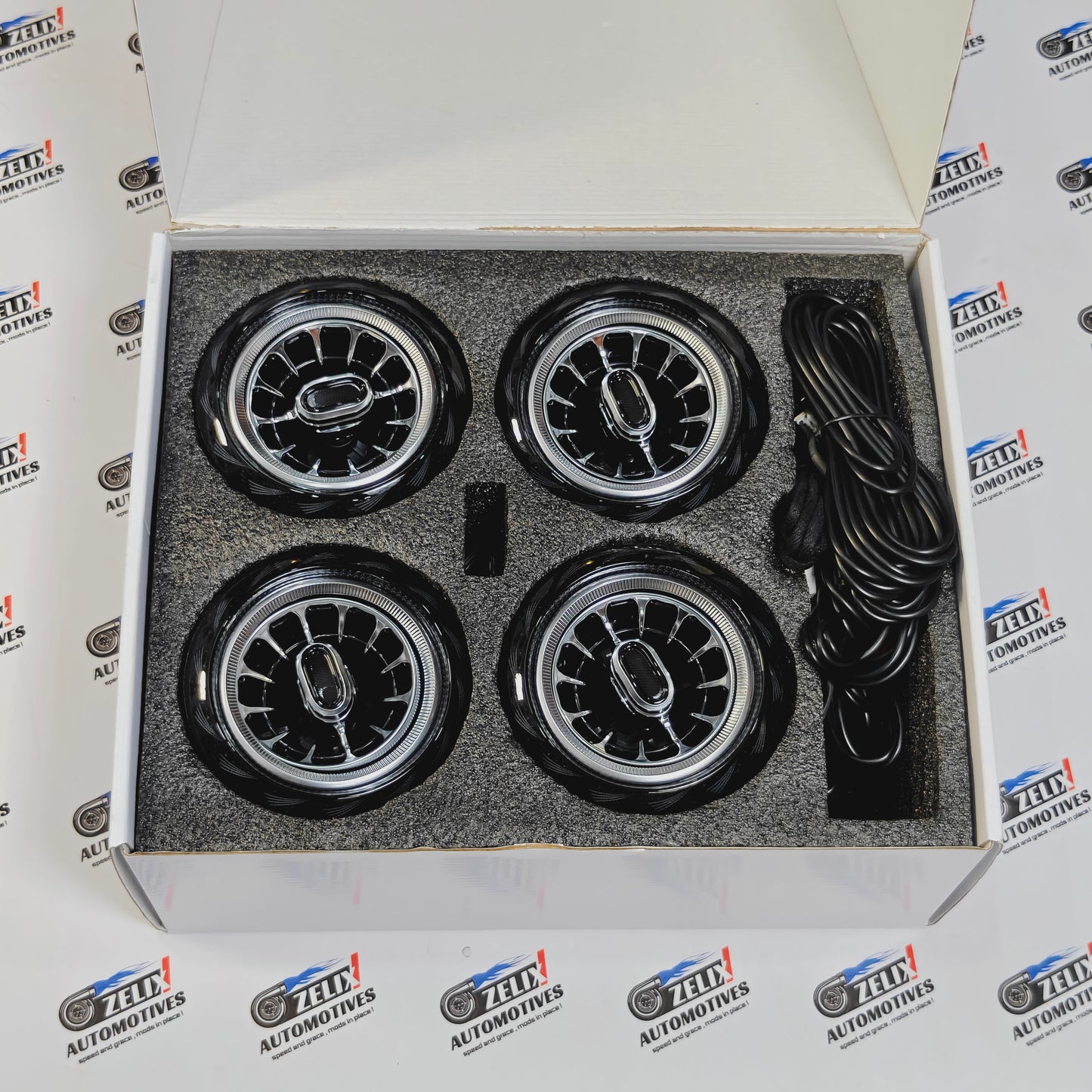 Cardi K4 AC Vent & Foot Light For Mahindra Thar & ROXX | Moving Stars Effect