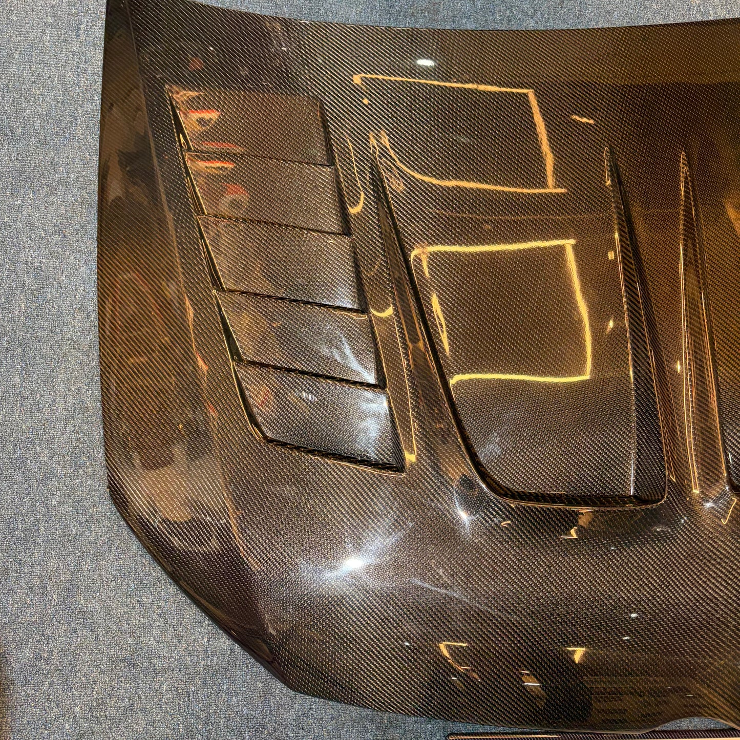 VW Polo 4-Vent Design Hood | Original Carbon Fiber