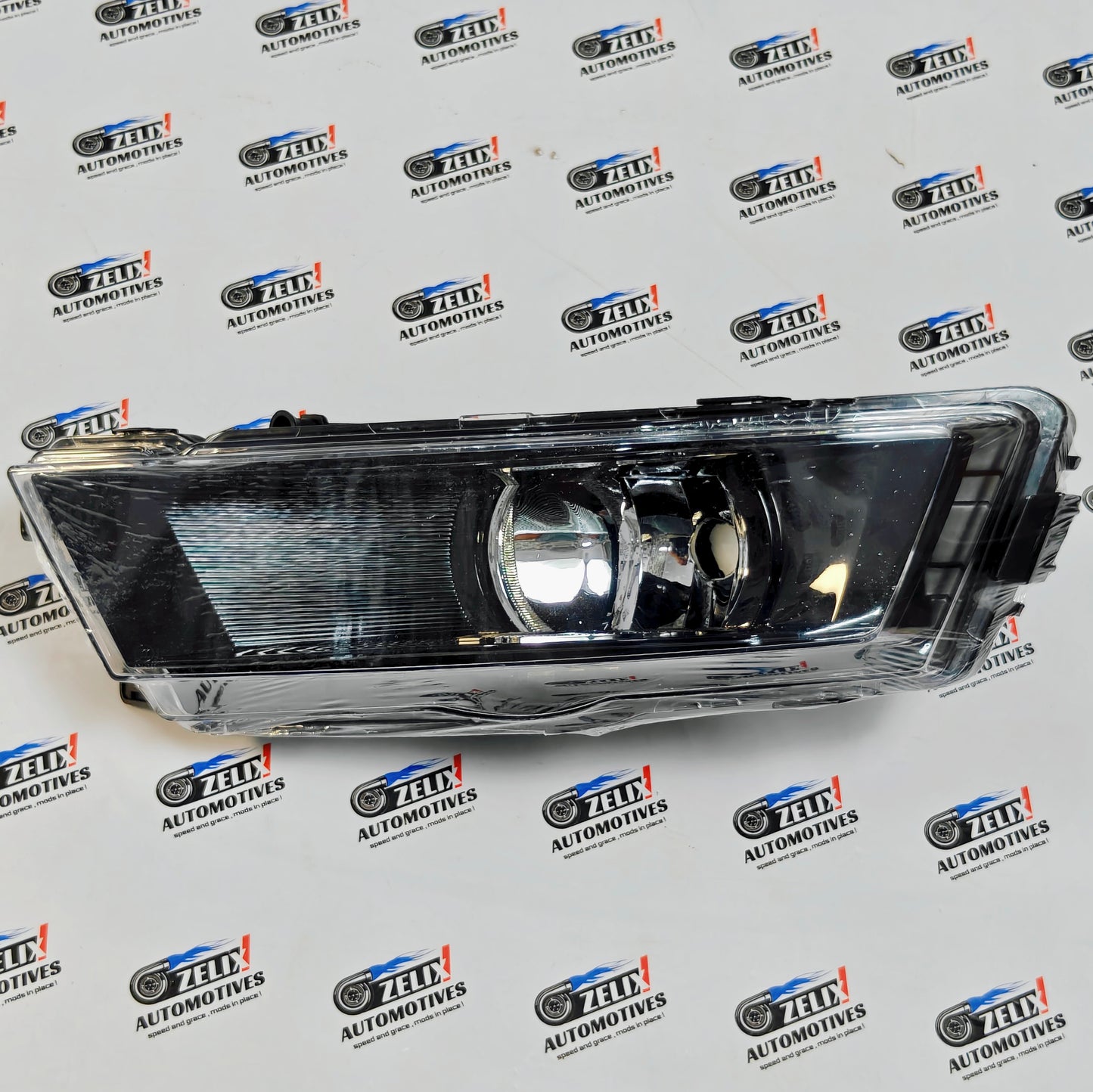 Skoda Rapid T-2/3 Chrome Fog Lamp Set – Left & Right Replacement