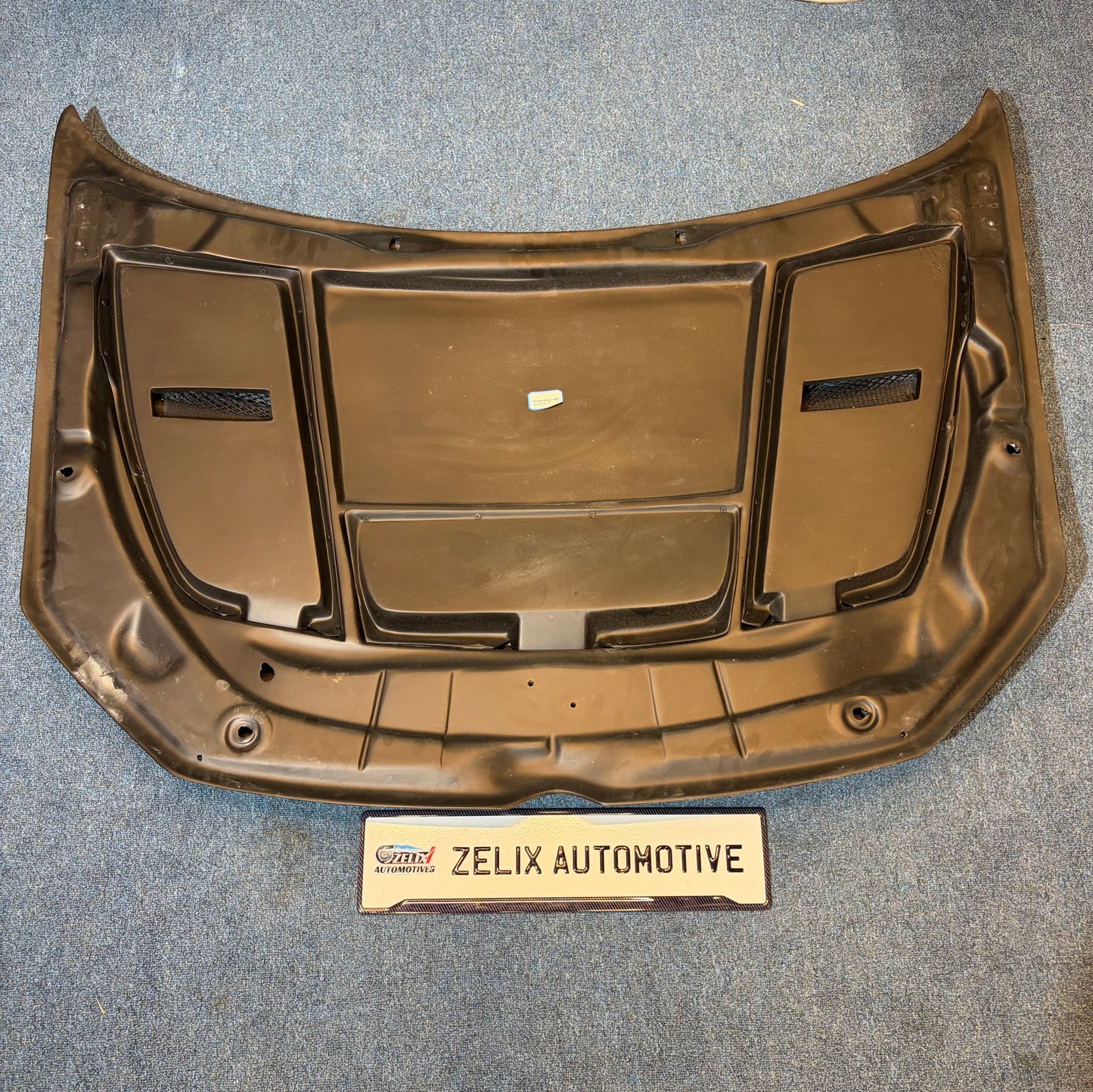 VW Polo 4-Vent Design Hood | Original Carbon Fiber