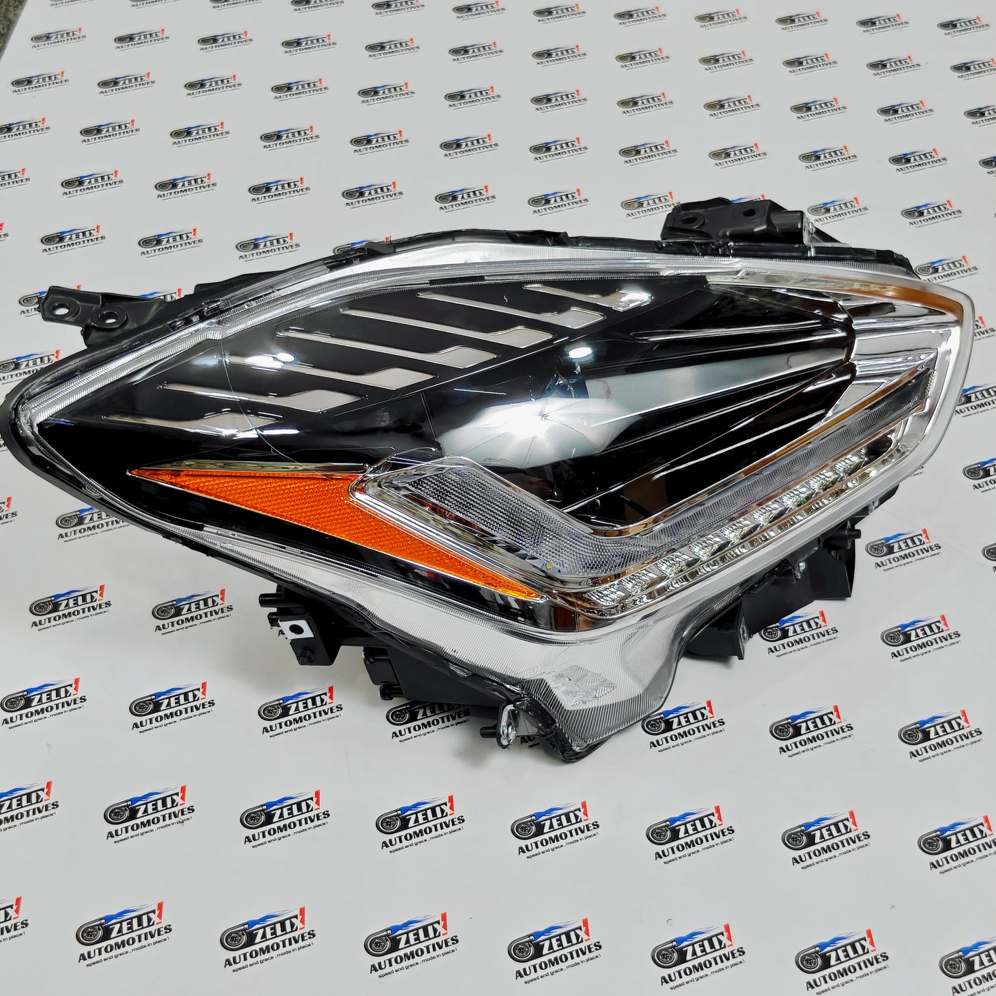 Suzuki Swift Lexus-Inspired Projector Headlights with DRLs | 2018+
